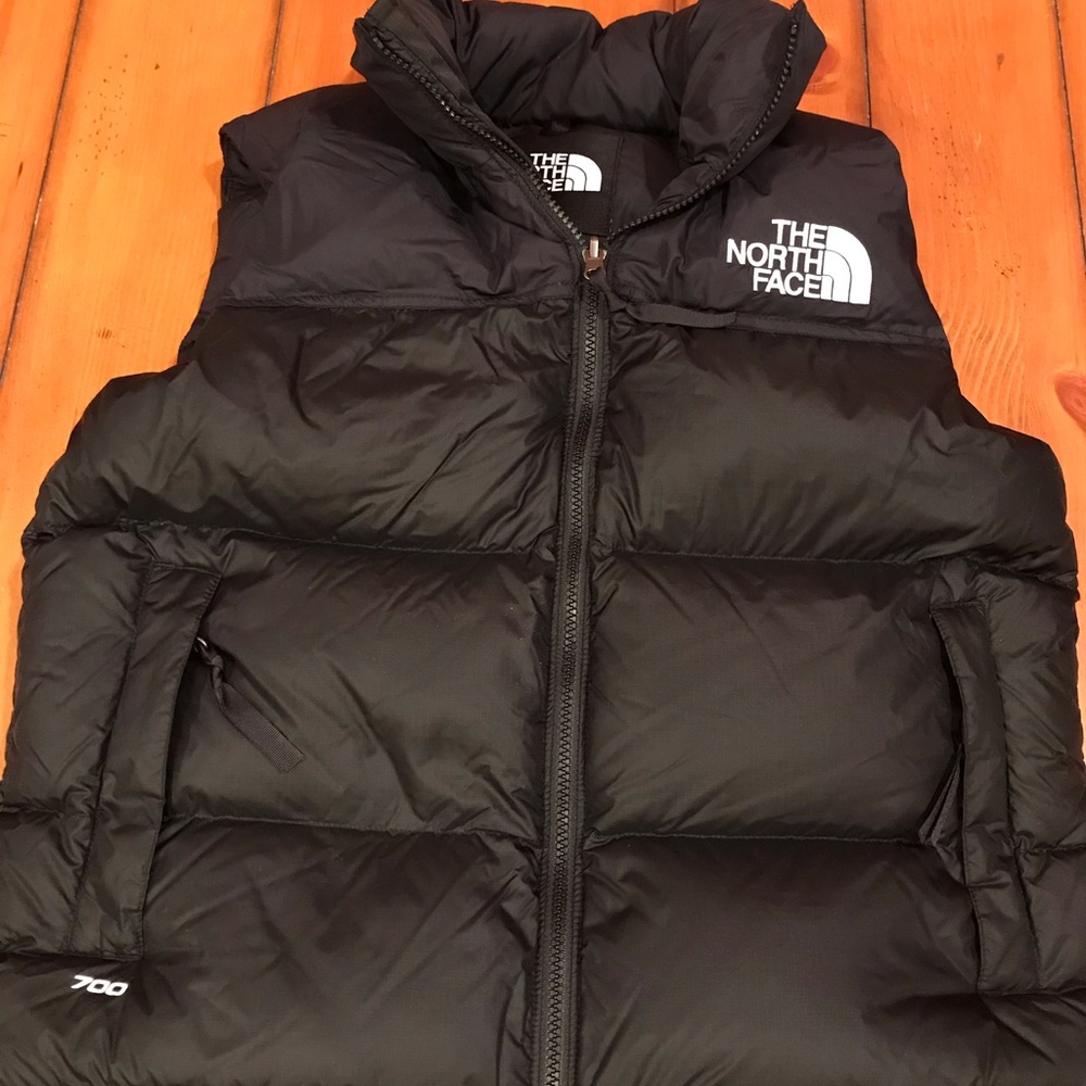 The North Face Retro puffer vest M NWT